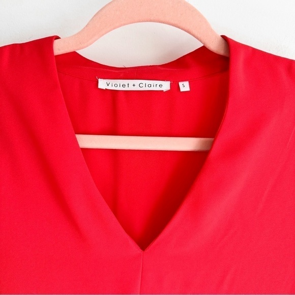 Violet + Claire Red Chiffon Blouson Flowy V neck Poplin Blouse Top sz Small - Picture 2 of 5